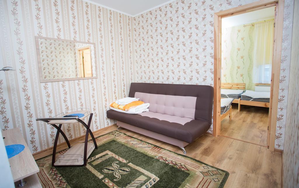 Katariina Guesthouse Rakvere Exterior photo